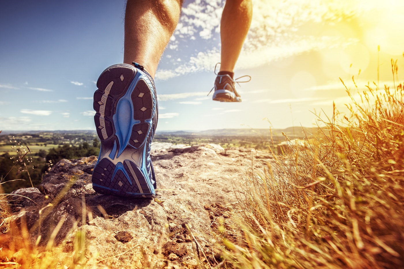 Dans la réalité, le coureur commet en permanence de multiples petites erreurs qu’il doit constamment corriger pour éviter de tomber. Dans la réalité, le coureur commet en permanence de multiples petites erreurs qu’il doit constamment corriger pour éviter de tomber.