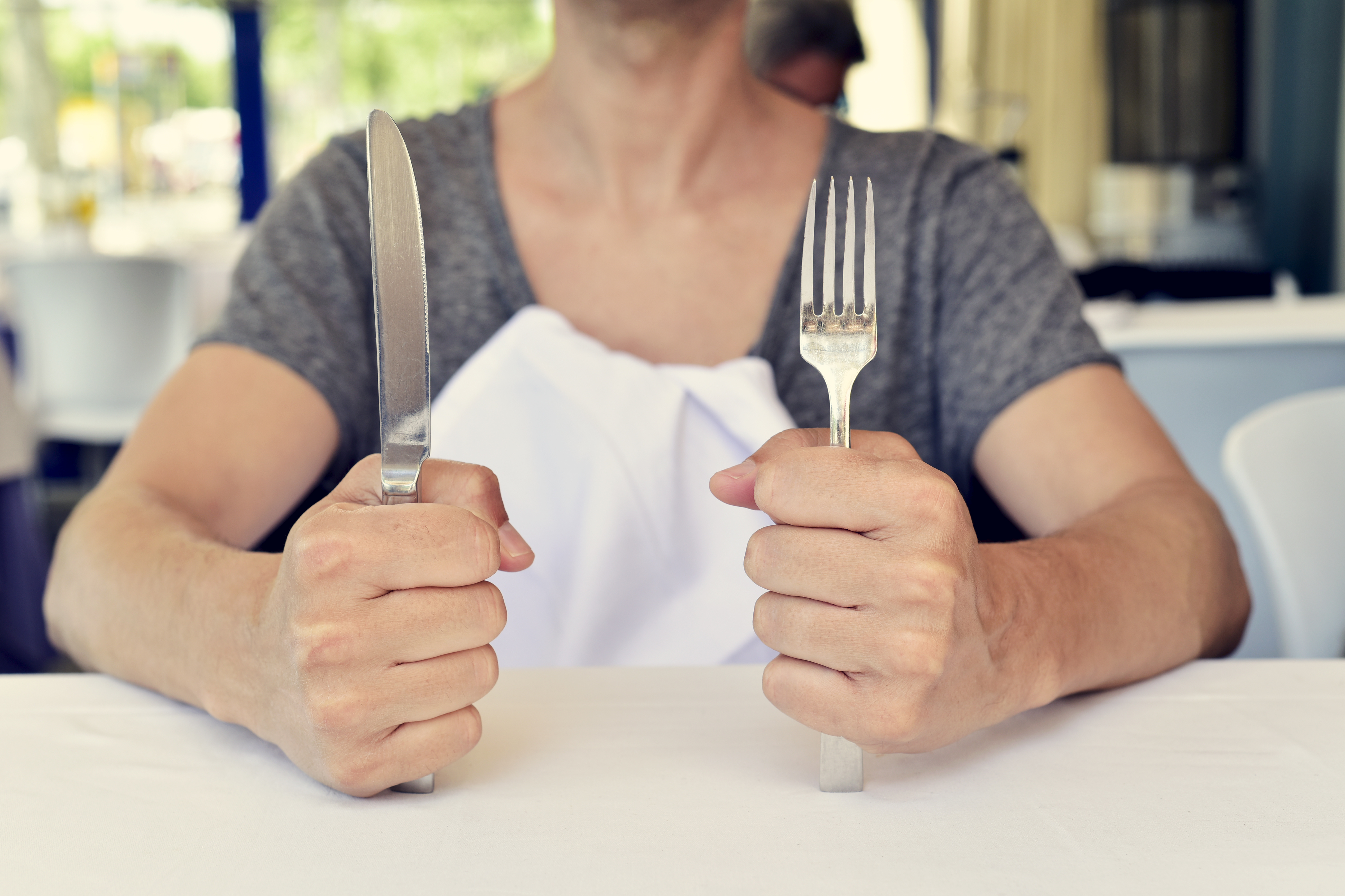 La sensation de faim a-t-elle un effet spécifique sur la prise de décision ? 