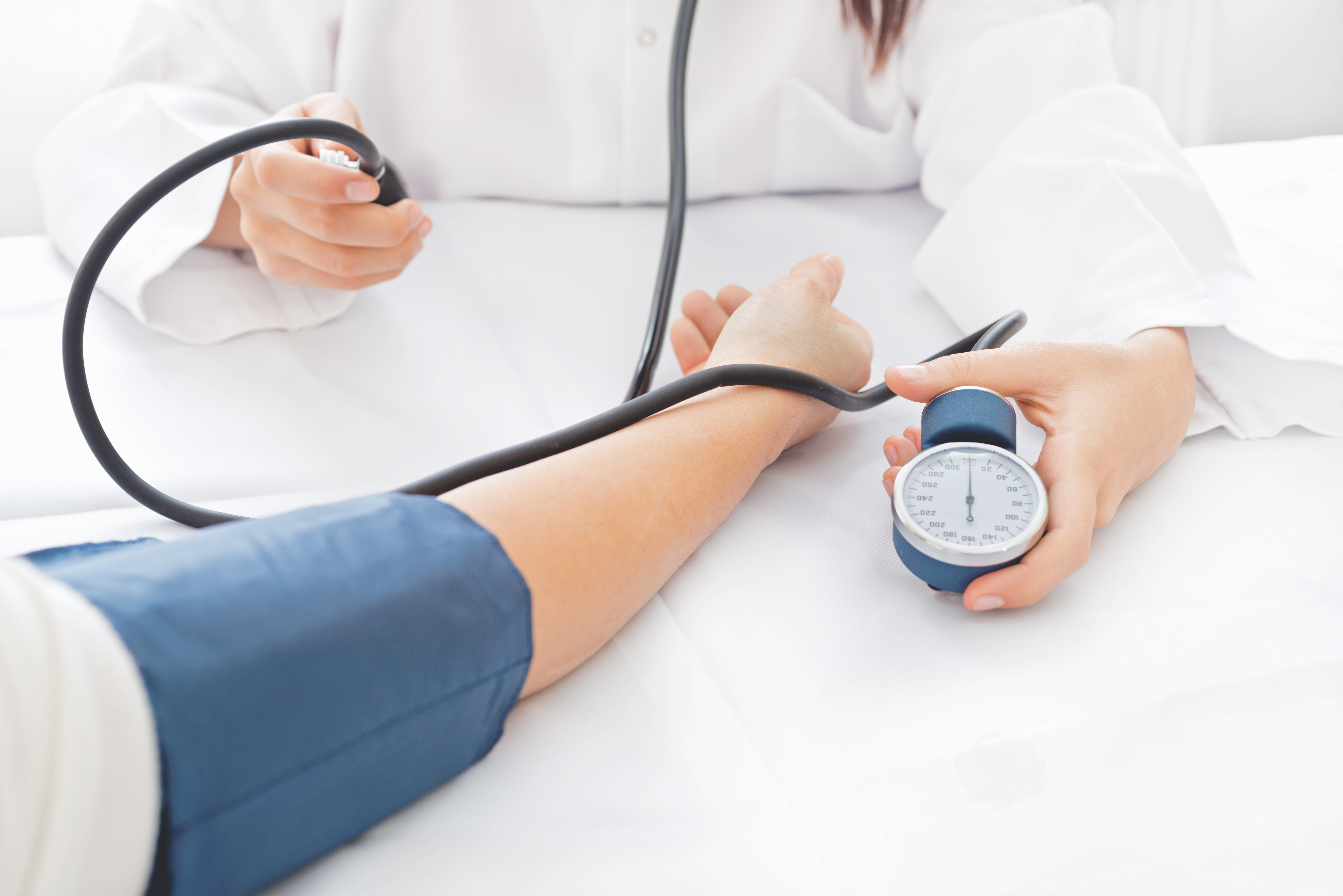 L'hypertension artérielle (HTA) chez les jeunes adultes induit des changements cérébraux irréversibles à la quarantaine (Visuel Adobe Stock 125291000)