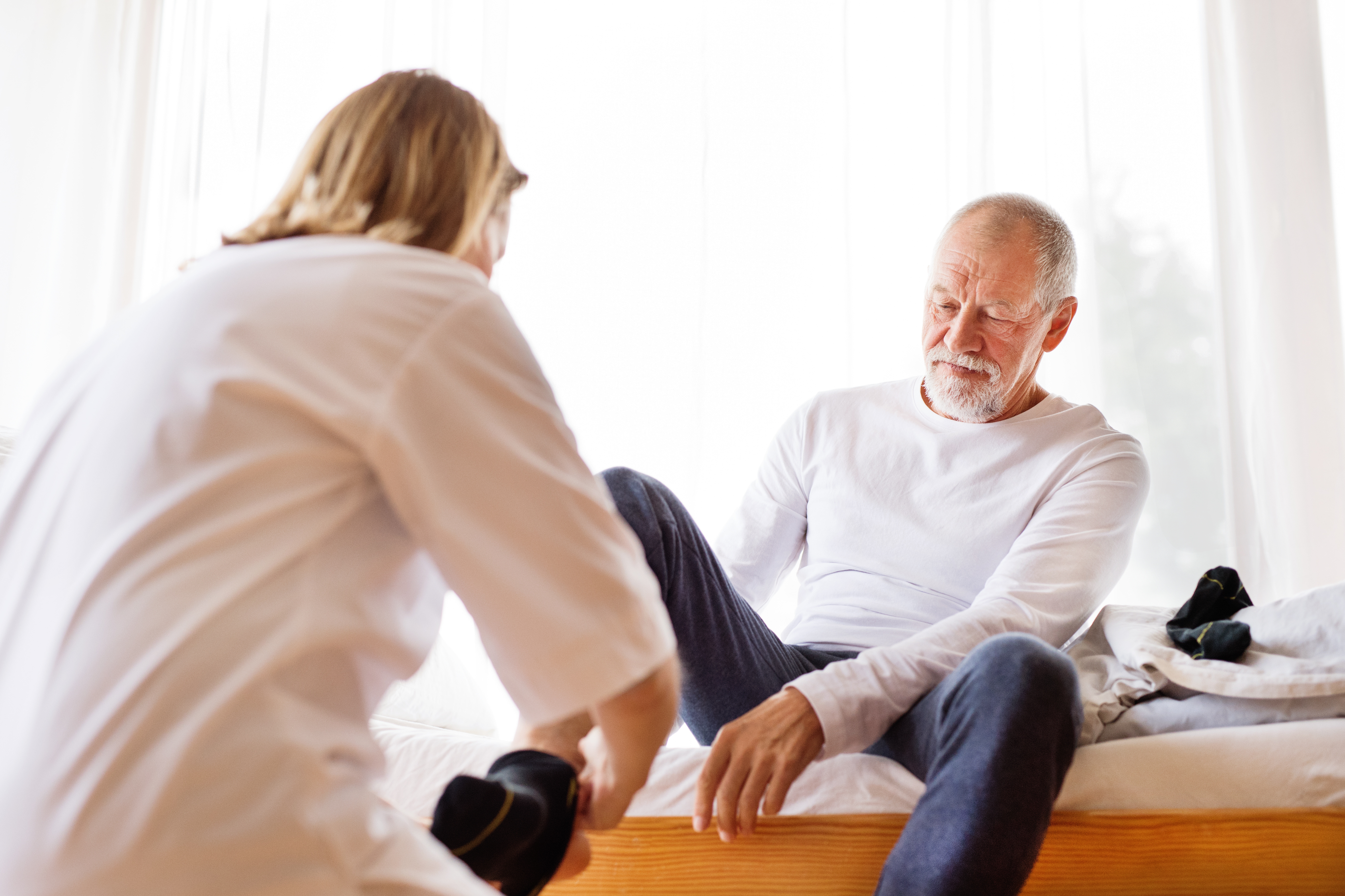 Le concept s’appelle PUP (the Patient is Up), son dispositif est «a patient “smart sock” » ou des chaussettes intelligentes (Visuel Adobe Stock 182545441)