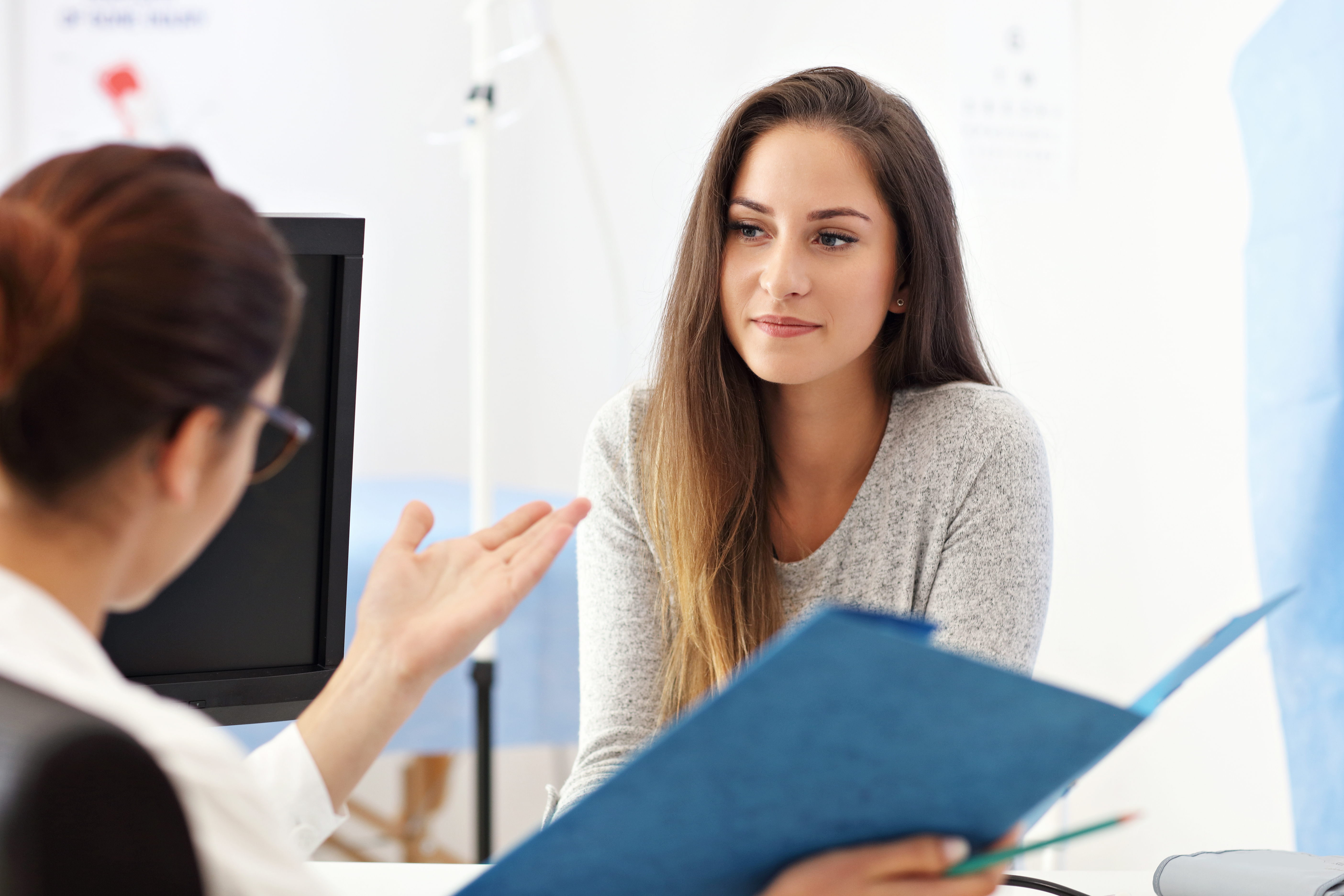 C'est un bilan réactualisé sur les effets de la vaccination COVID sur le cycle menstruel des femmes (Visuel Adobe Stock 230669995)