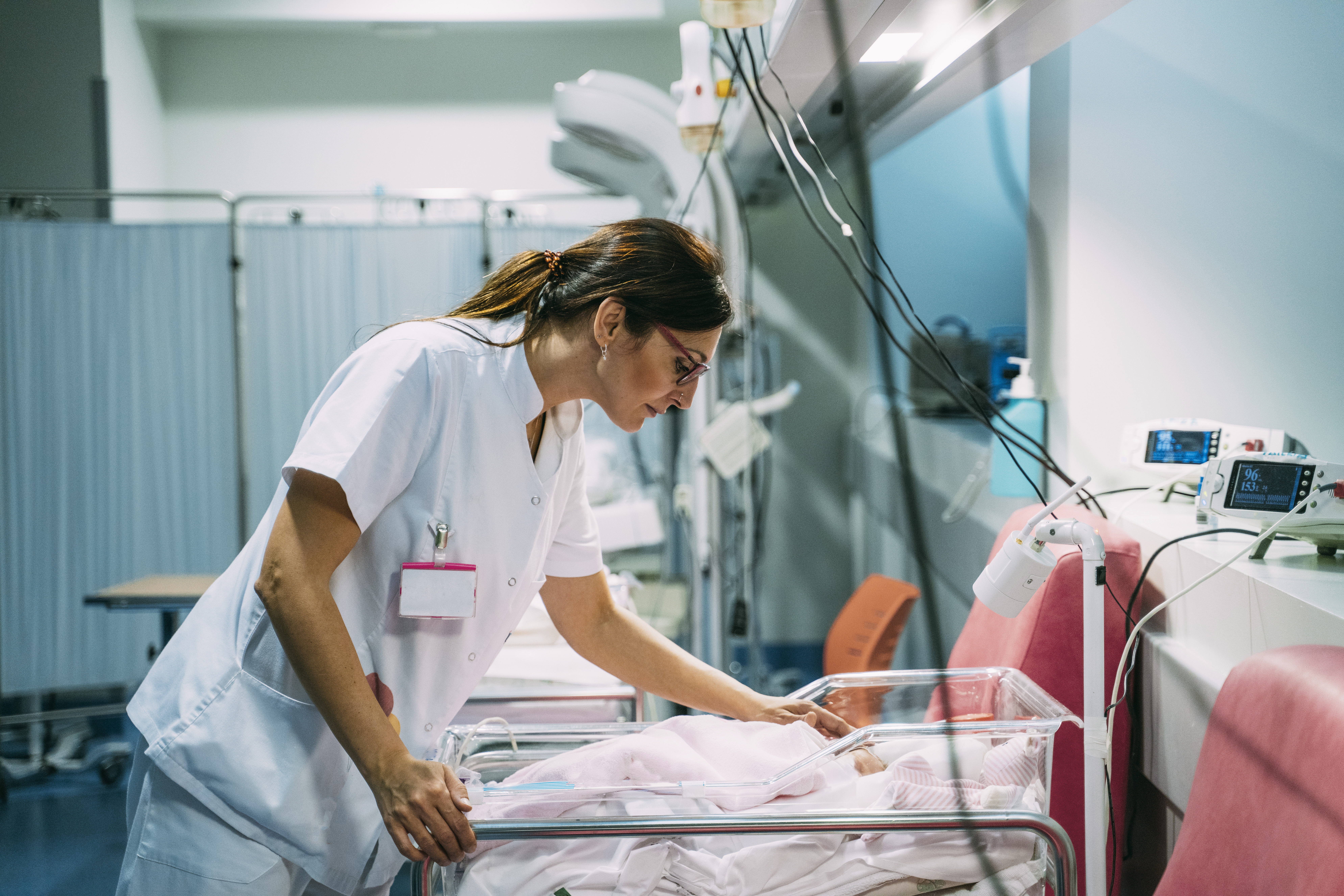 Prendre ses repas de jour permet de réduire les risques pour la santé liés au travail de nuit (Visuel Adobe Stock 260101974) Prendre ses repas de jour permet de réduire les risques pour la santé liés au travail de nuit (Visuel Adobe Stock 260101974)