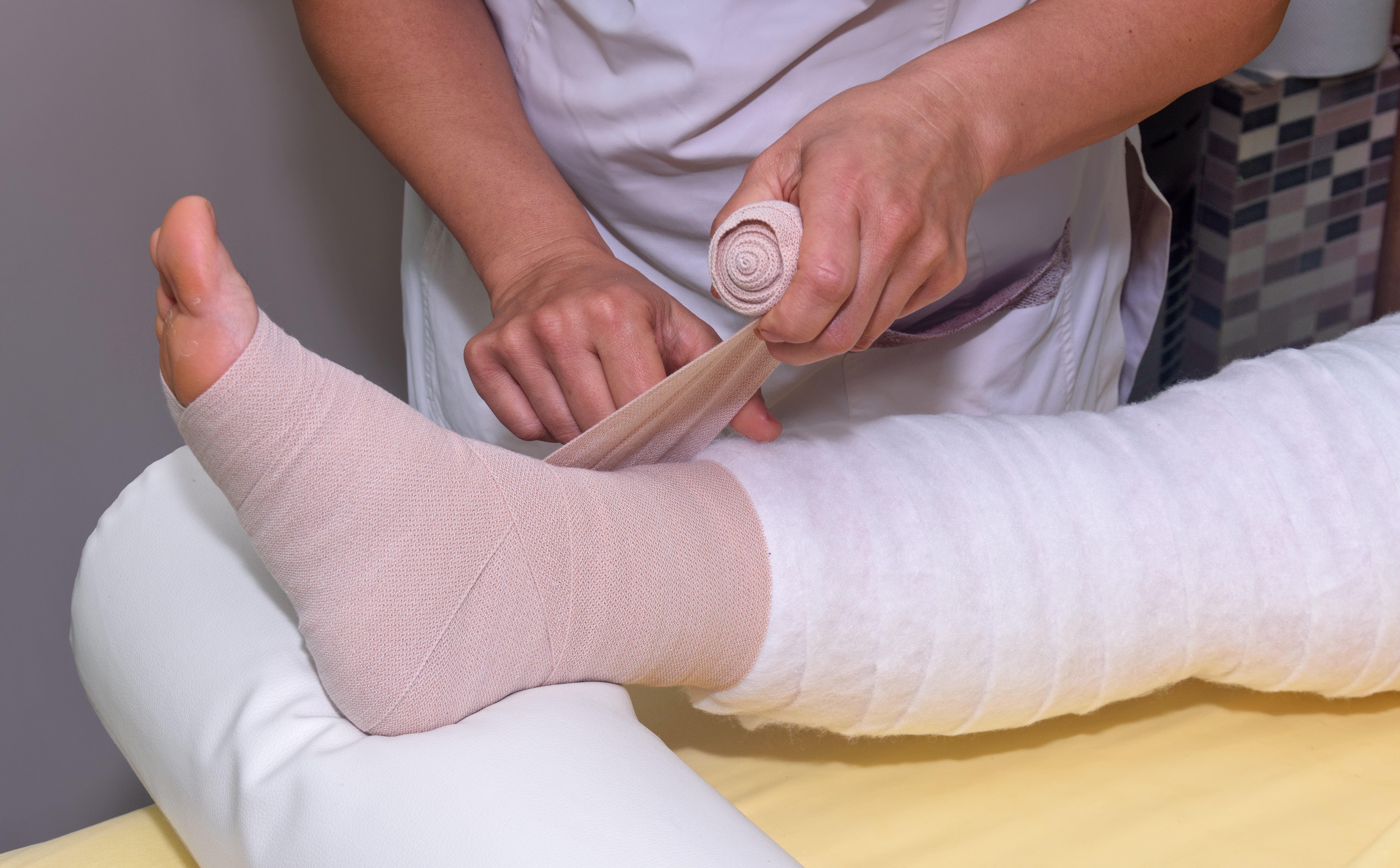 Il s'agit inclure des évaluations régulières du lymphœdème dans les soins apportés à ces patients afin de restaurer au maximum chez ces survivants du cancer, l'autonomie et la qualité de vie (Visuel Adobe Stock 312739246) Il s'agit inclure des évaluations régulières du lymphœdème dans les soins apportés à ces patients afin de restaurer au maximum chez ces survivants du cancer, l'autonomie et la qualité de vie (Visuel Adobe Stock 312739246).