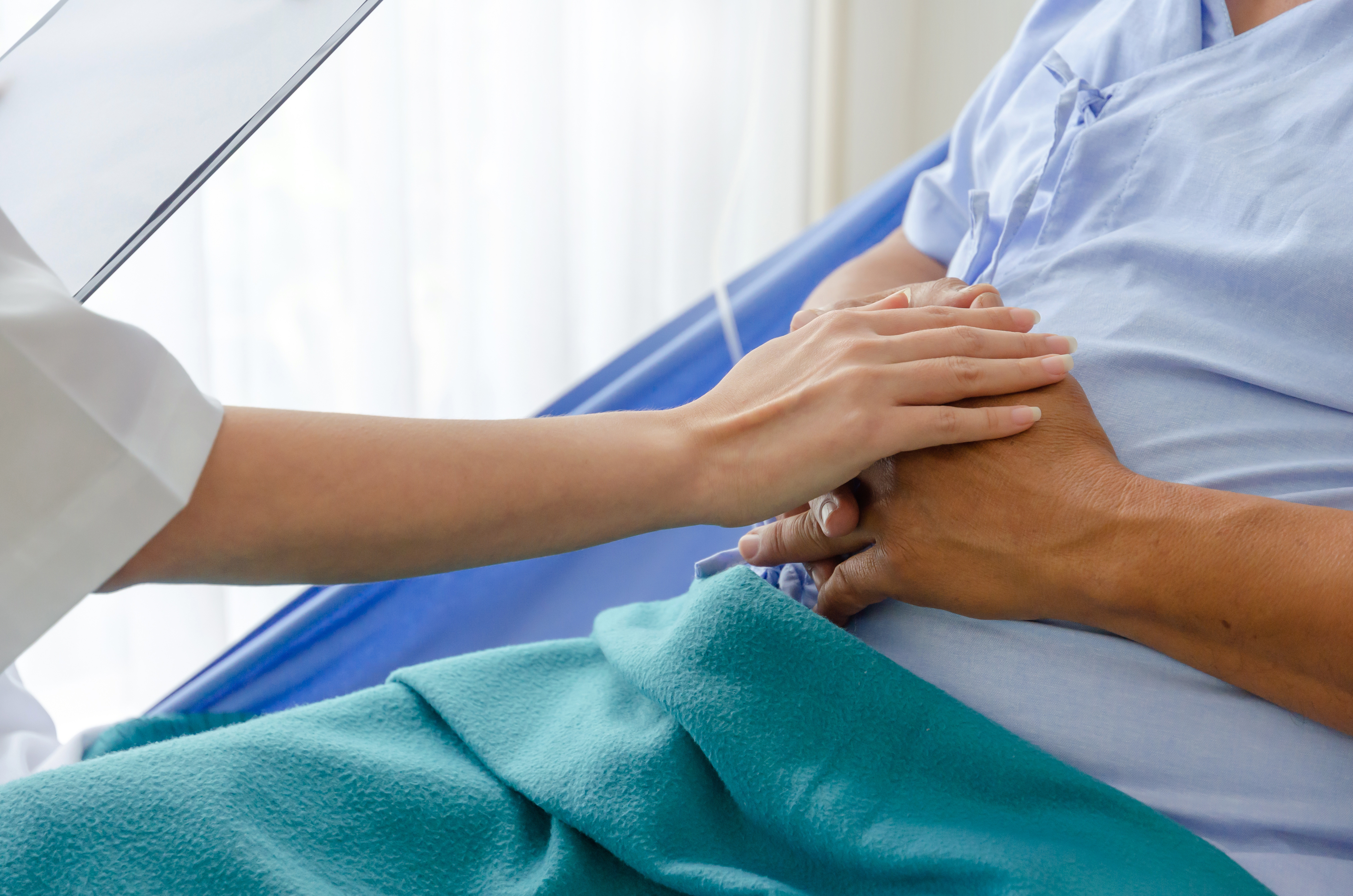L'infection + la vaccination induisent une production d'anticorps bien plus efficaces contre les variants de COVID-19 (Adobe Stock 337348968) L'infection + la vaccination induisent une production d'anticorps bien plus efficaces contre les variants de COVID-19 (Adobe Stock 337348968)