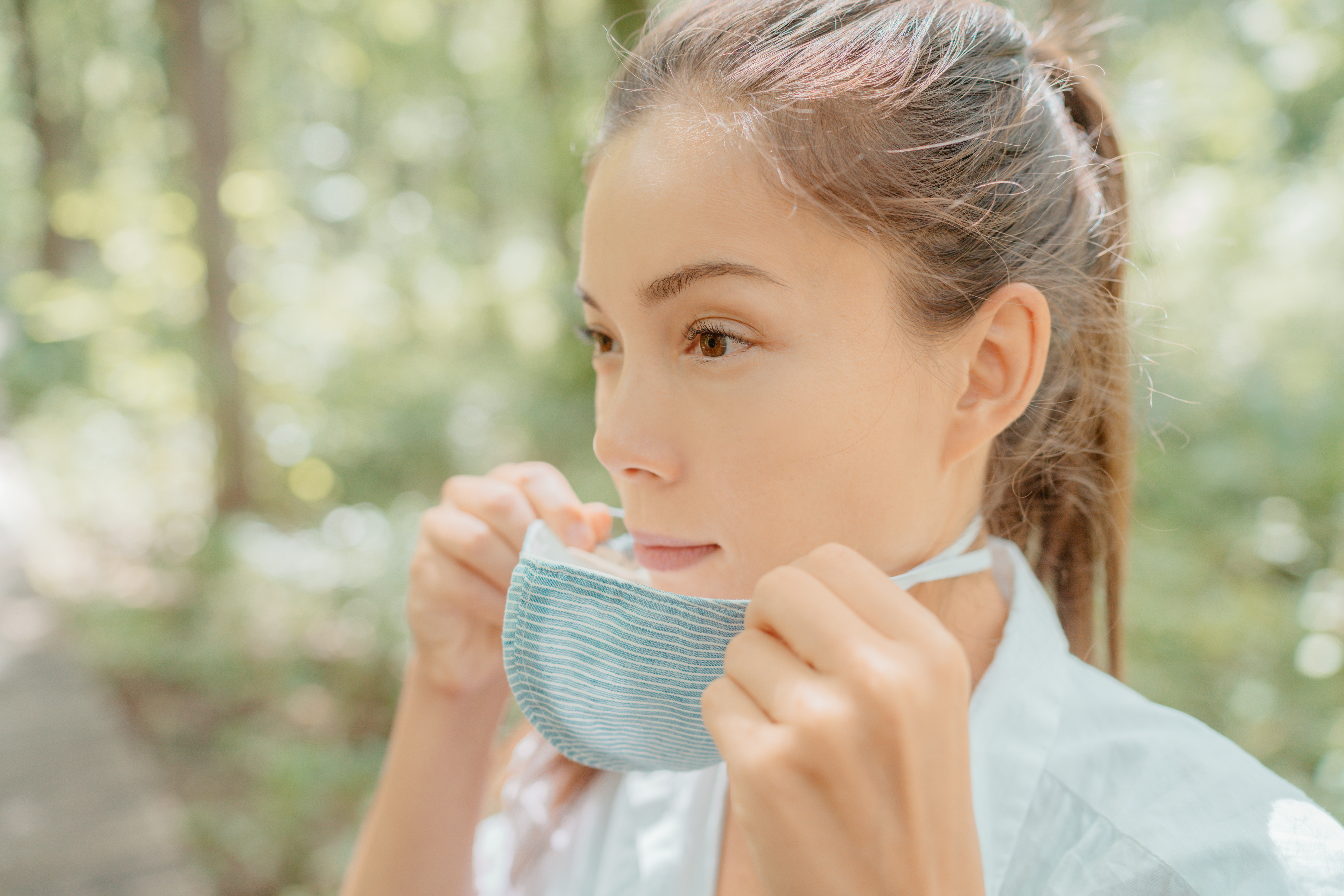 Une forte reprise des épidémies respiratoires « classiques » est possible, une fois les mesures barrières anti-COVID levées -dont notamment le port du masque- (Visuel Adobe Stock 374380848) Une forte reprise des épidémies respiratoires « classiques » est possible, une fois les mesures barrières anti-COVID levées -dont notamment le port du masque- (Visuel Adobe Stock 374380848)