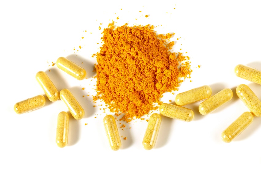 Le curcuma pourrait être aussi efficace pour traiter l'indigestion qu'un médicament indiqué, pour réduire l'excès d'acide gastrique (Visuel Adobe Stock 381444721)