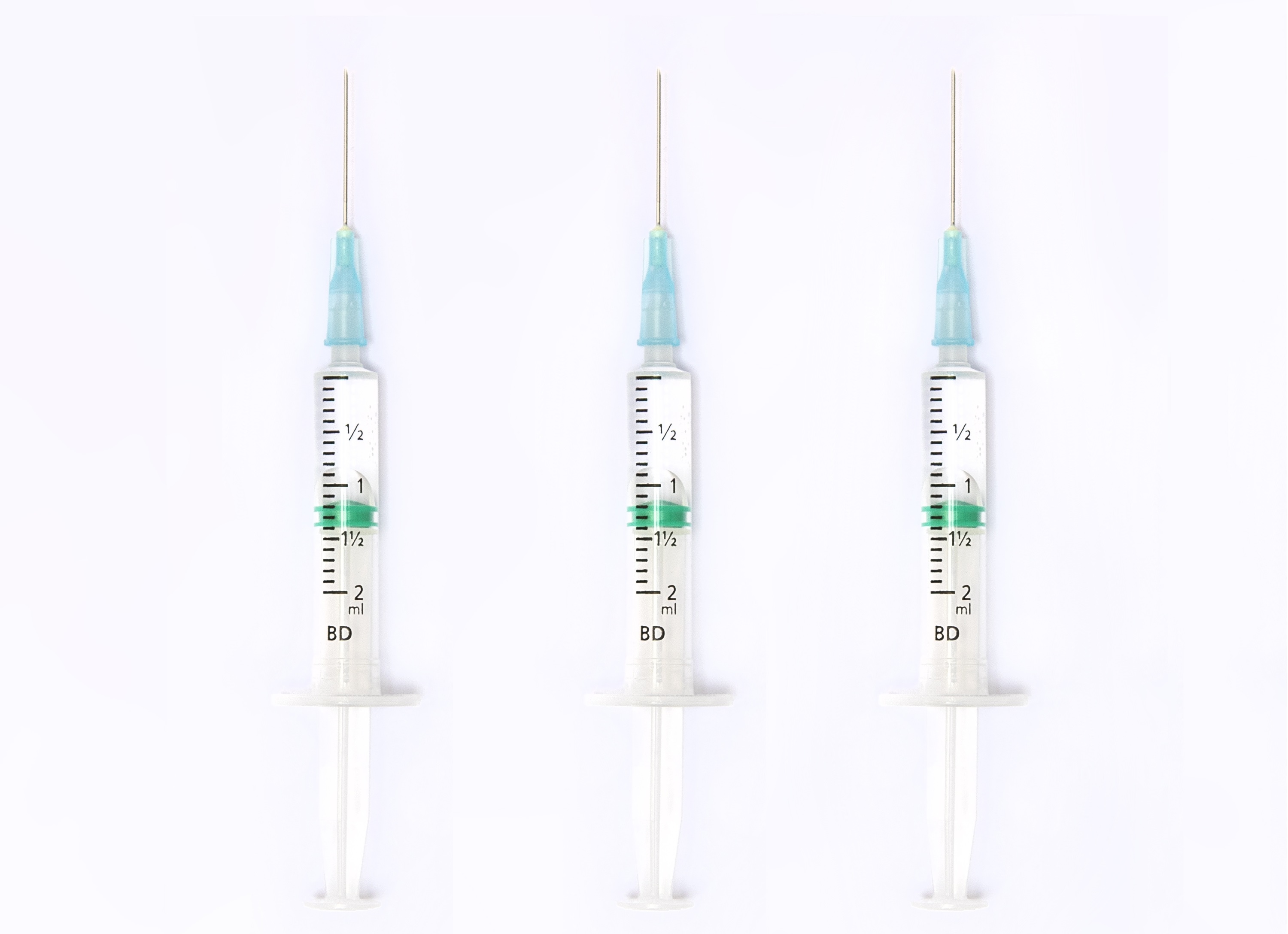 Une 3è dose -de rappel- du vaccin ARNm COVID-19 est requise pour une protection immunitaire contre la variante Omicron du SRAS-CoV-2 (Visuel Adobe Stock 468099351)