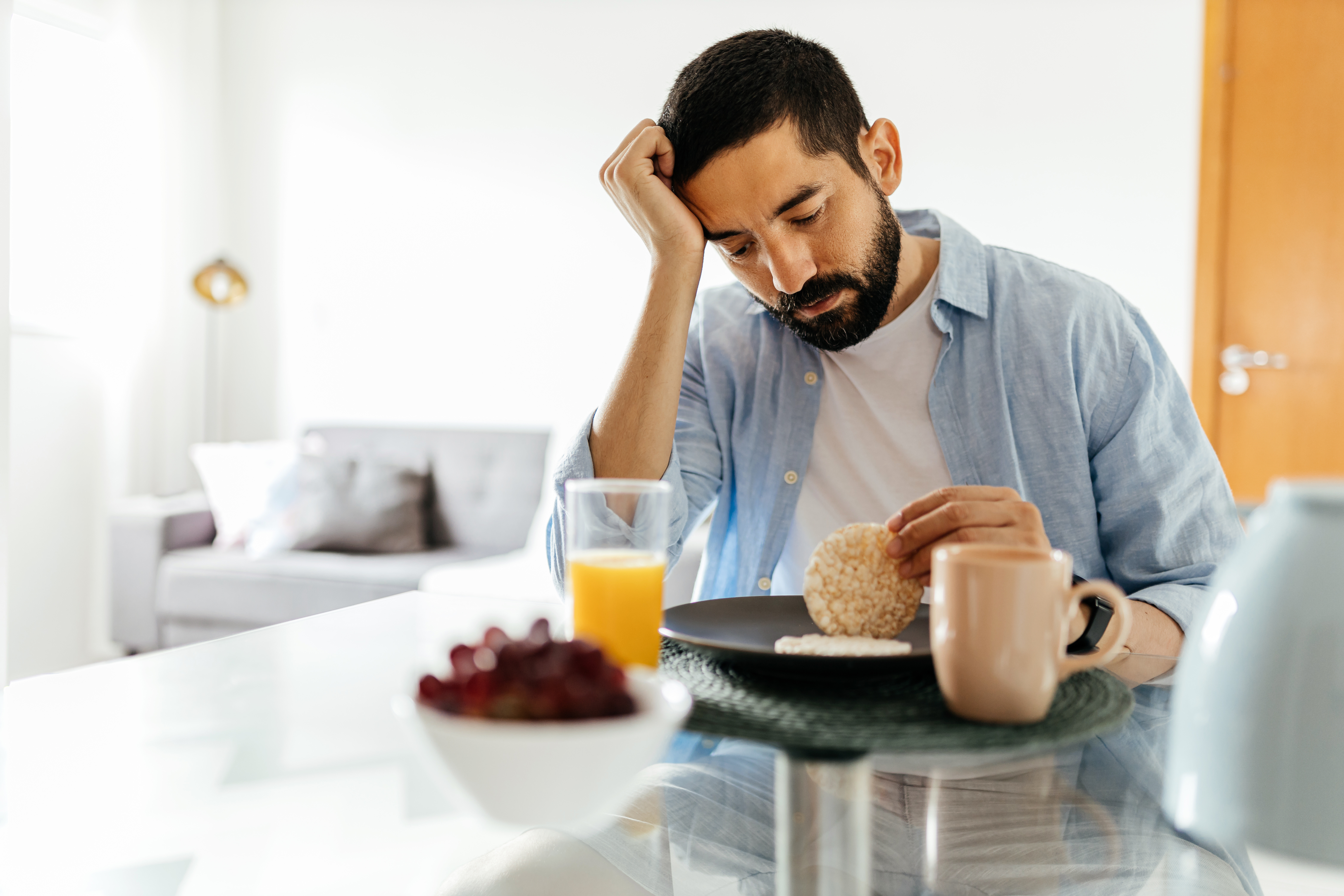 L’étude permet, pour la première fois, de relier des changements d'appétit et de poids corporel, à des différences précises de connectivité dans le cerveau (Visuel Adobe Stock 494696855)