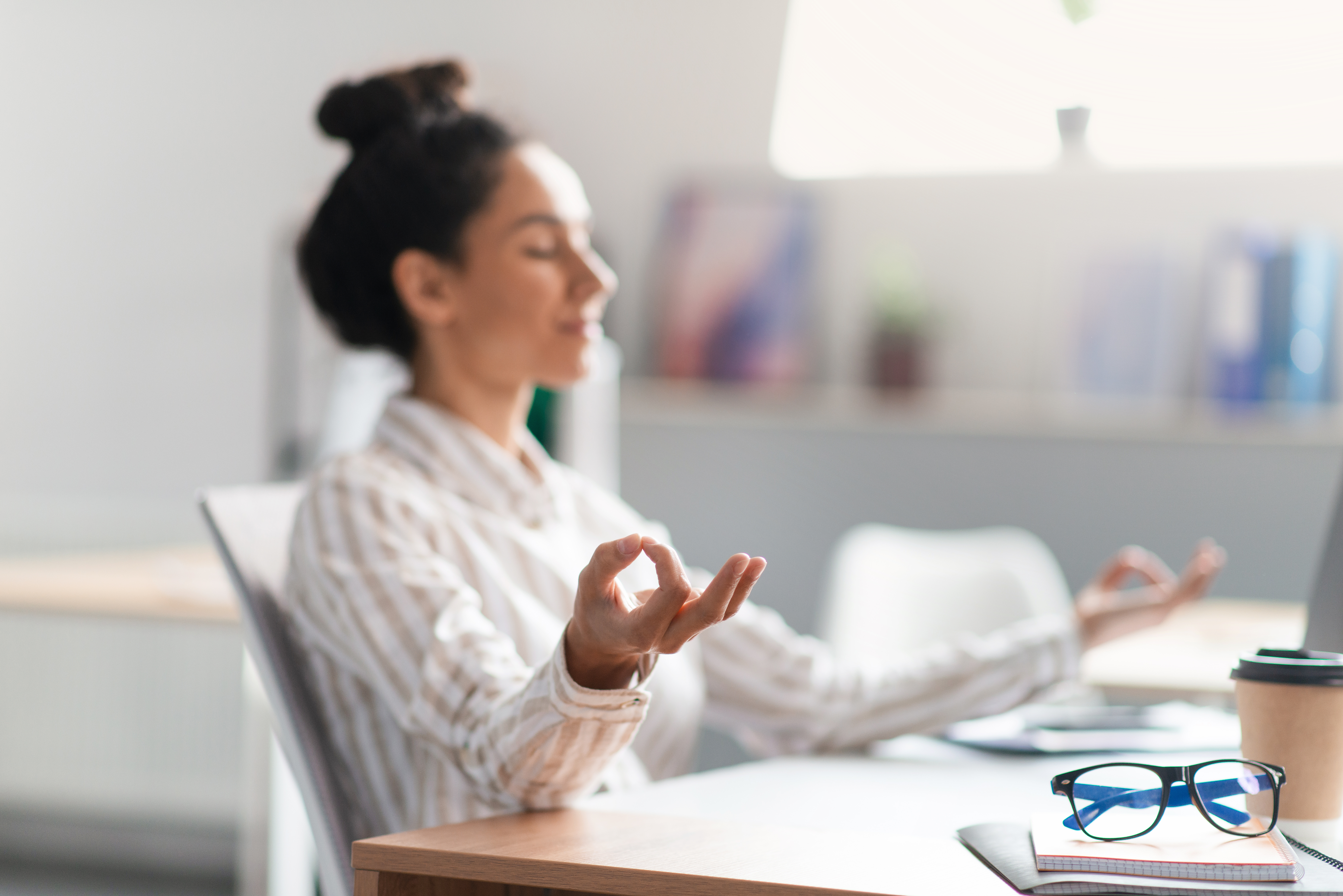 Les managers à faible estime de soi sont plus susceptibles de provoquer un stress « toxique » au travail (Visuel Adobe Stock 500708551)