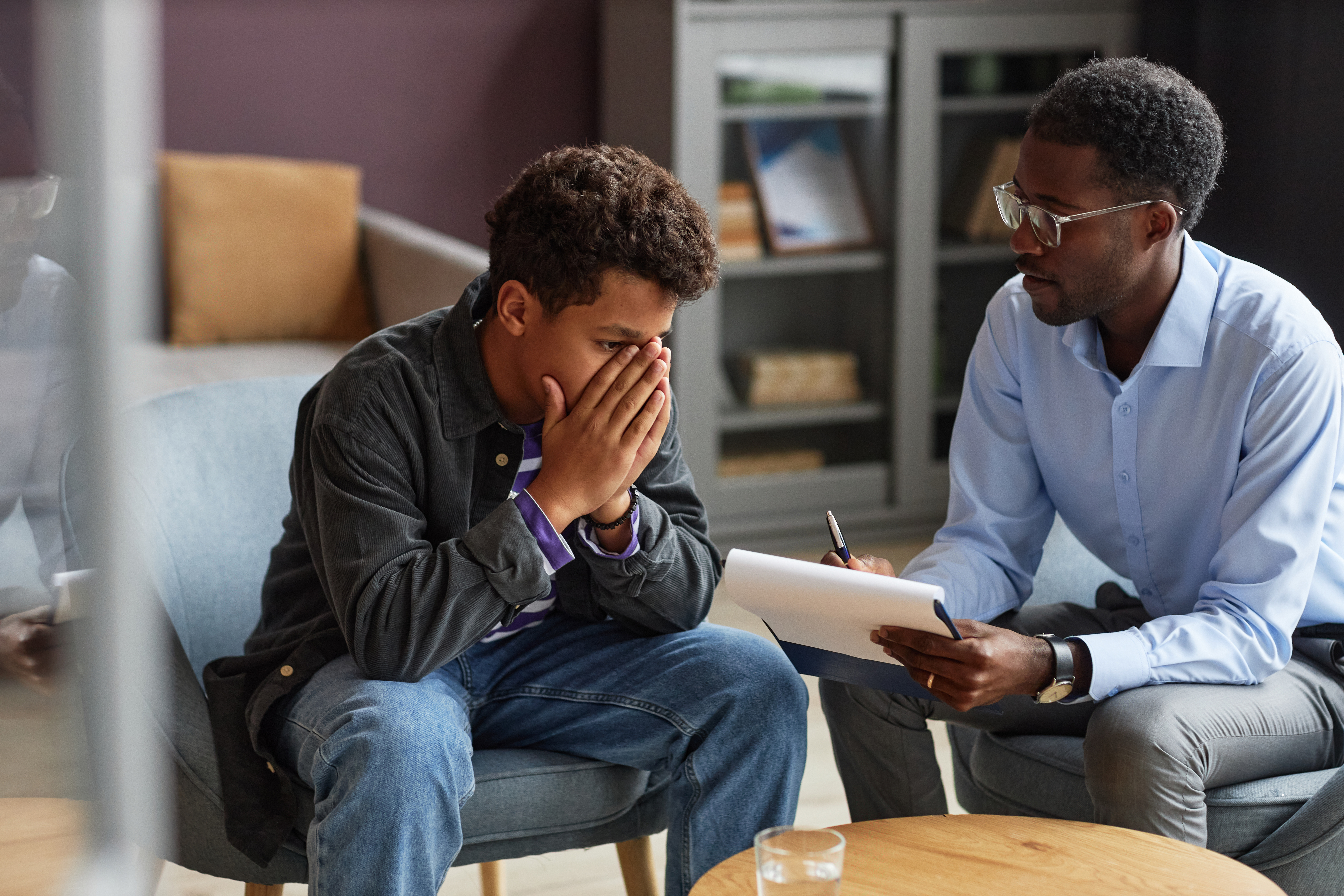 L’efficacité de la psychothérapie est confirmée dans le traitement du syndrome de stress post-traumatique (SSPT) et même à la suite d’événements traumatisants multiples (Visuel Adobe Stock 571509617)