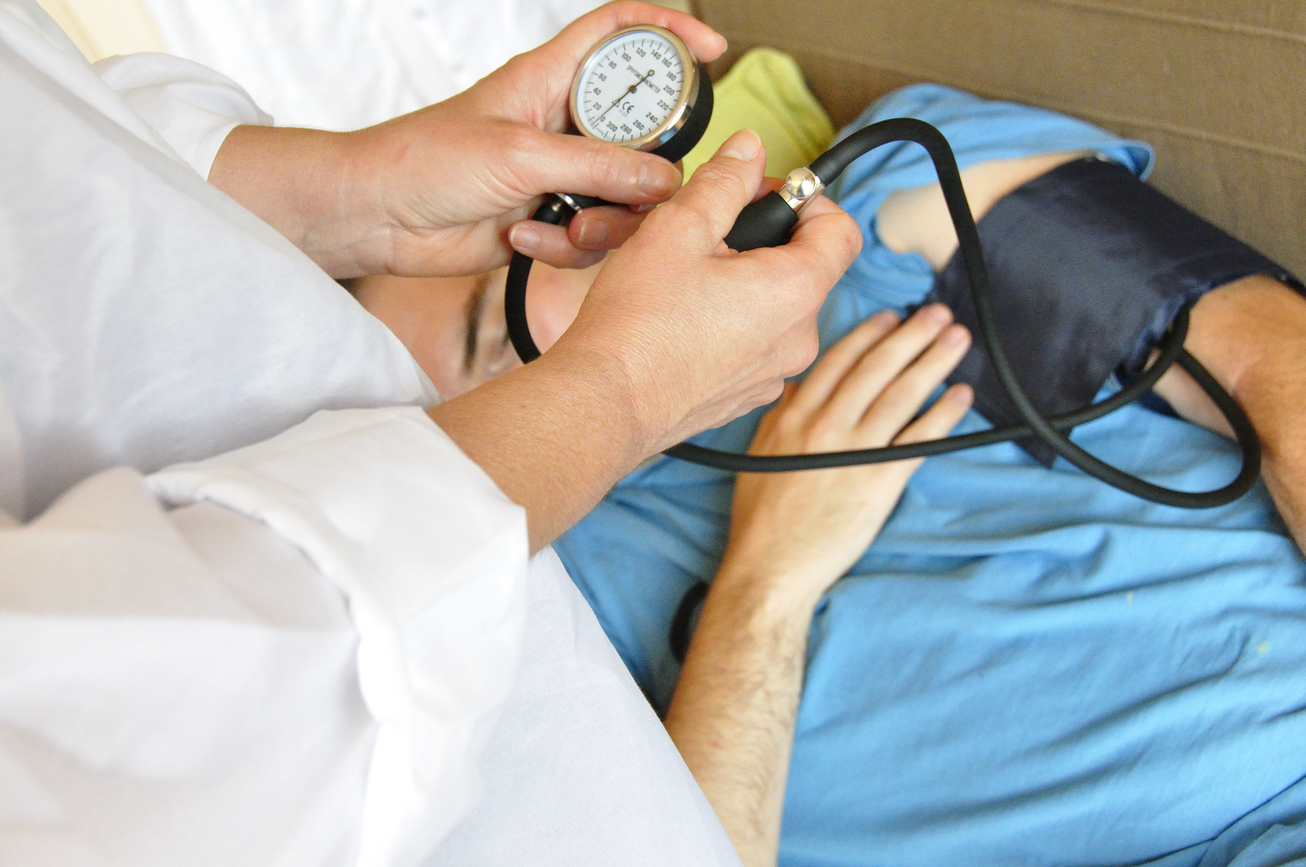 Un contrôle intensif de la pression artérielle peut réduire le risque de fibrillation auriculaire (FA) 