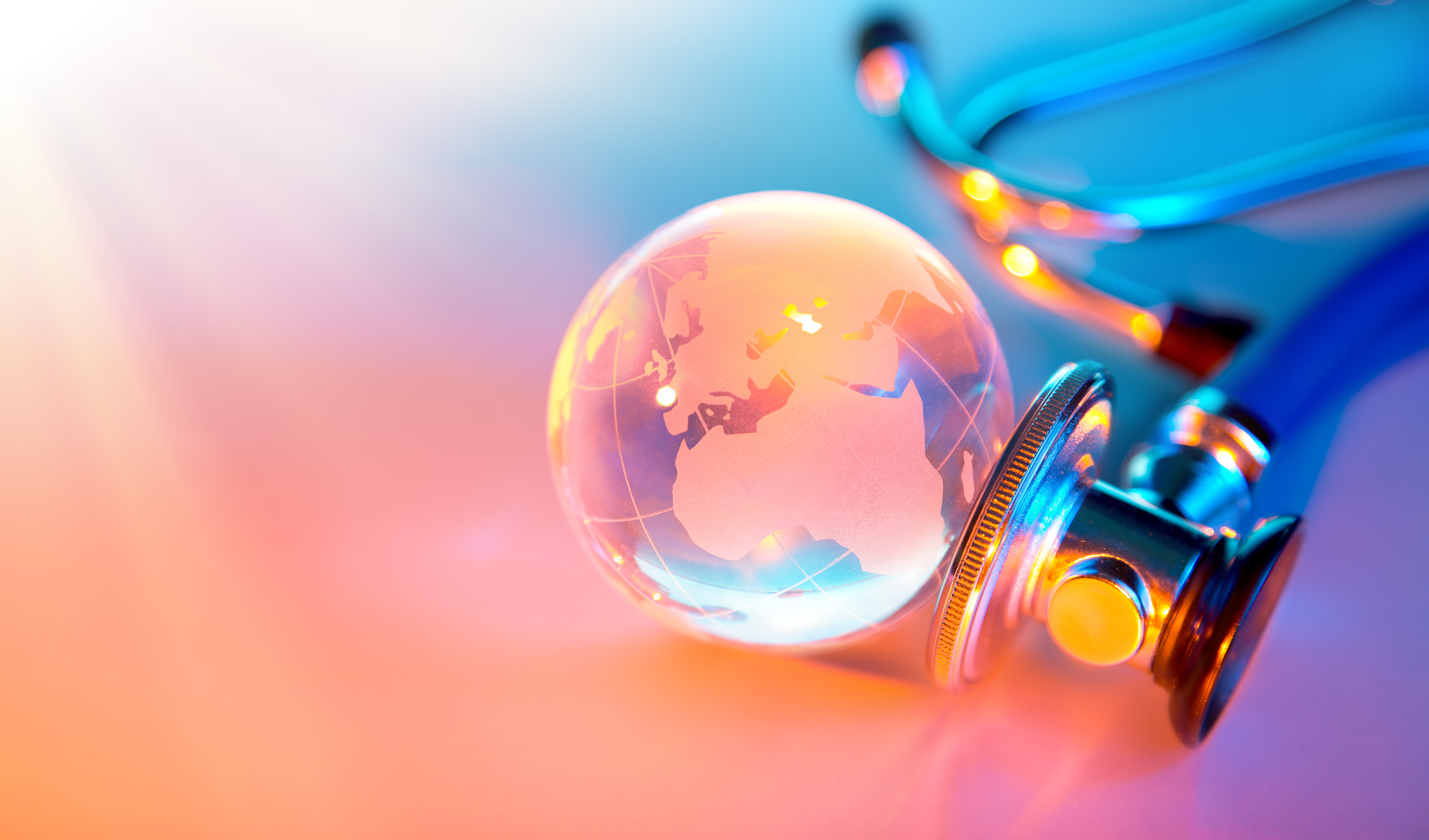 Cette étude précise les effets liés à l'exposome dans son ensemble, dont la pollution lumineuse et sonore et les changements environnementaux néfastes. Au cœur de ces travaux, présentés lors du Congrès ESC Preventive Cardiology 2026, les vagues de chaleur et de froid responsables d’une augmentation significative de l’incidence des événements cardiovasculaires (Visuel Adobe Stock 82611830).