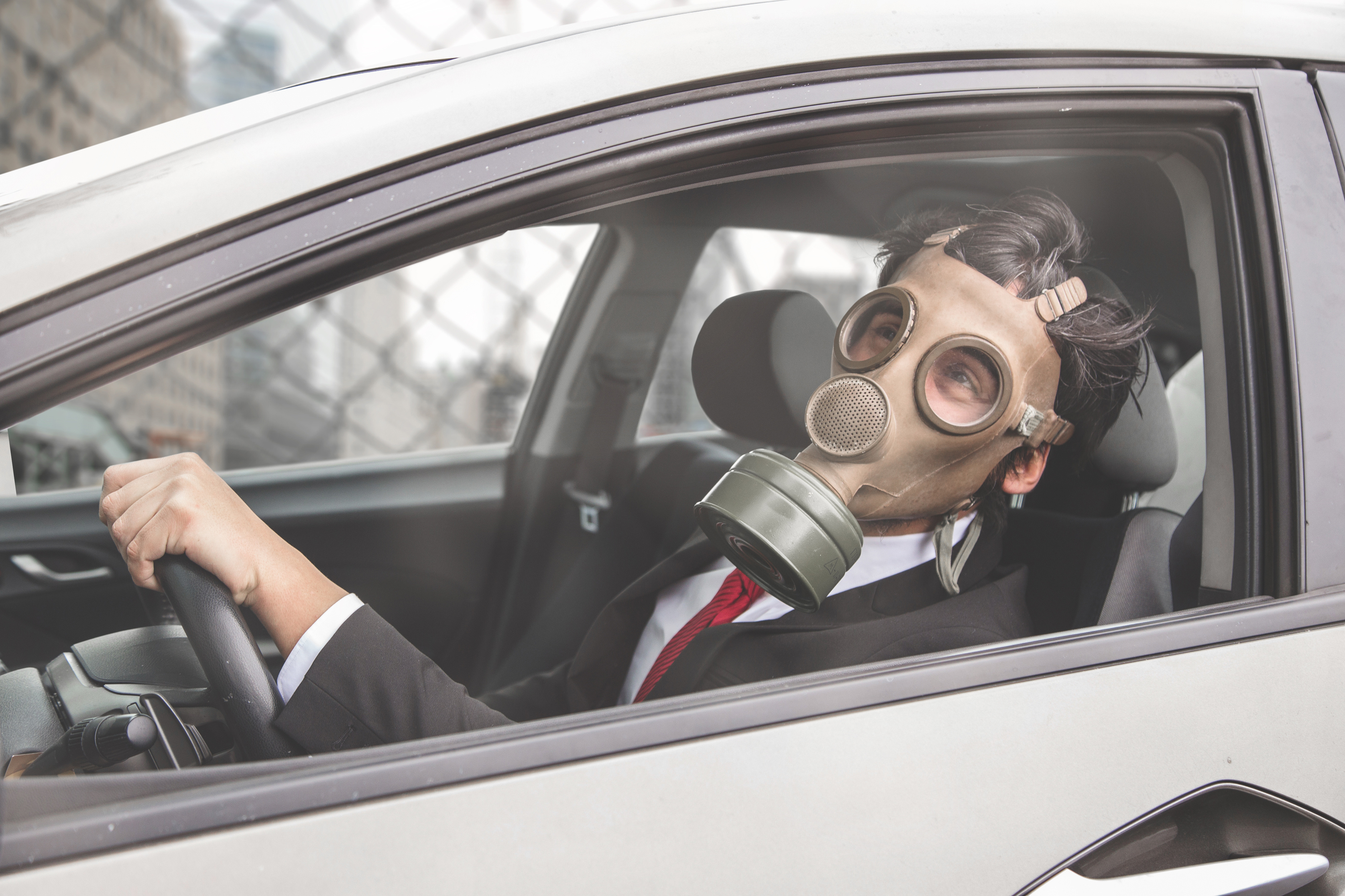 La pollution atmosphérique tue plus de 10.000 personnes chaque jour (Visuel Adobe Stock 99947530).