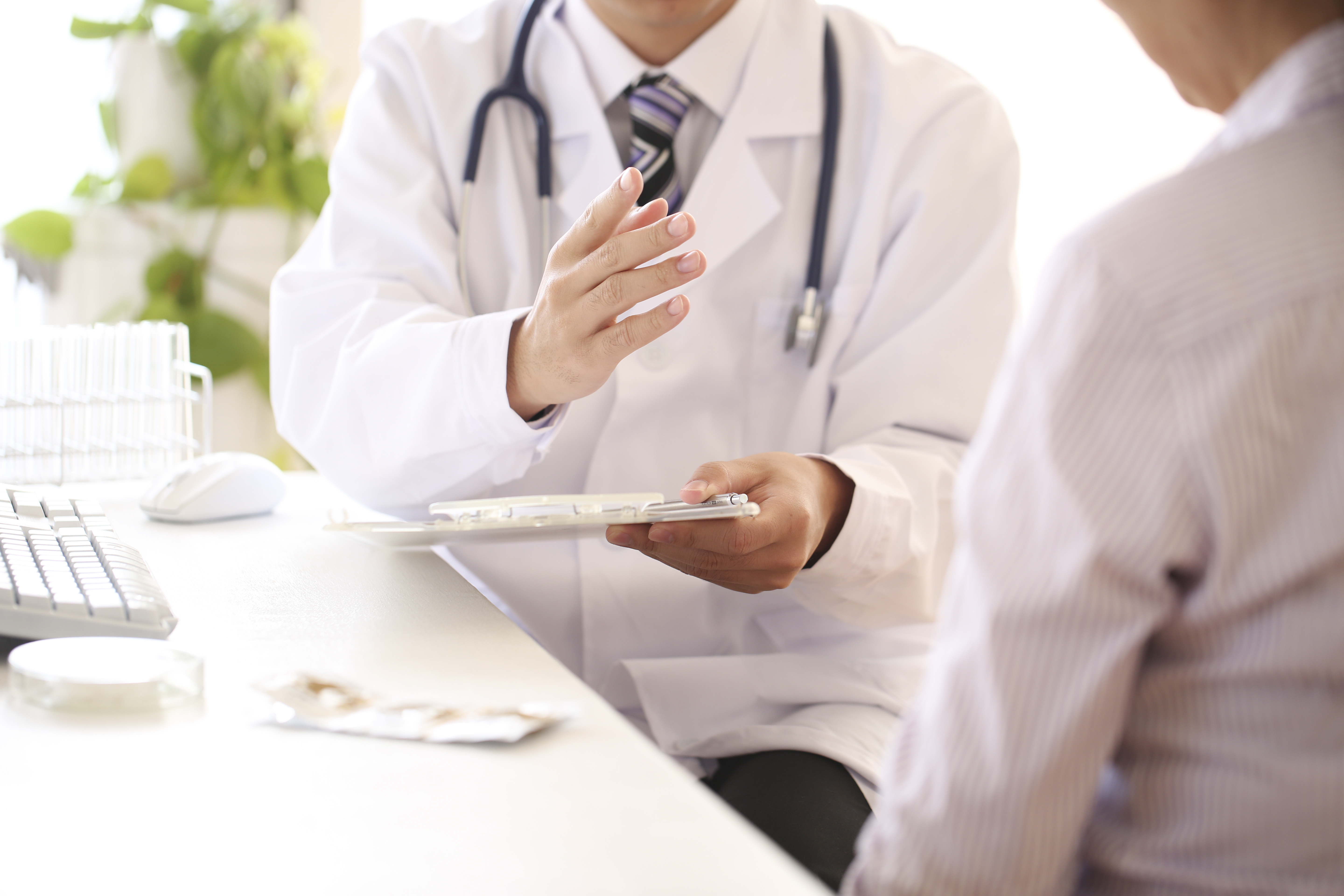 Le médecin doit informer clairement sur les prochaines étapes. Le médecin doit informer clairement sur les prochaines étapes.