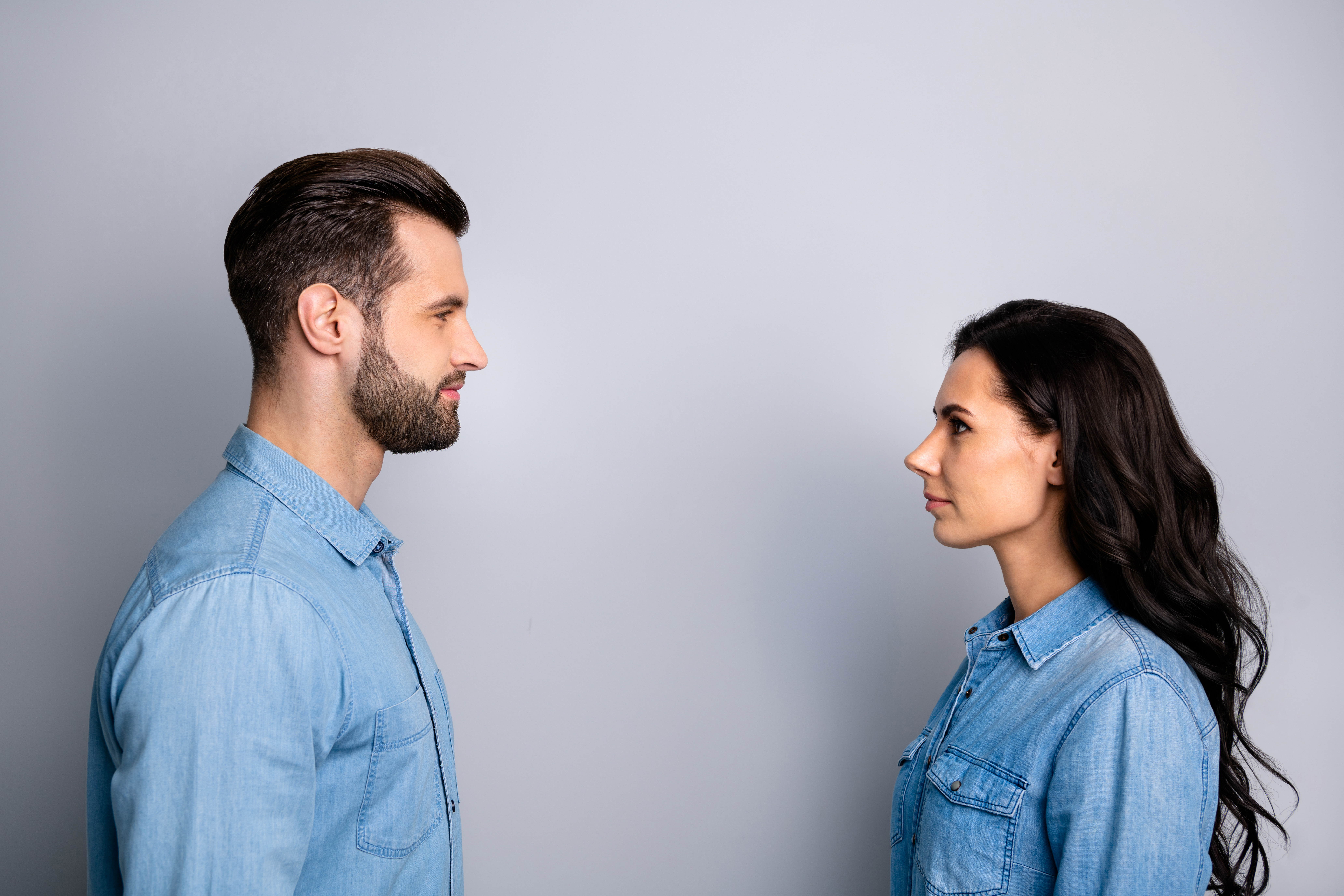 L'acceptabilité sociale des violences conjugales envers les femmes a décliné dans 89 % des pays parmi les hommes et 94 % parmi les femmes (Visuel Adobe Stock 256190637)