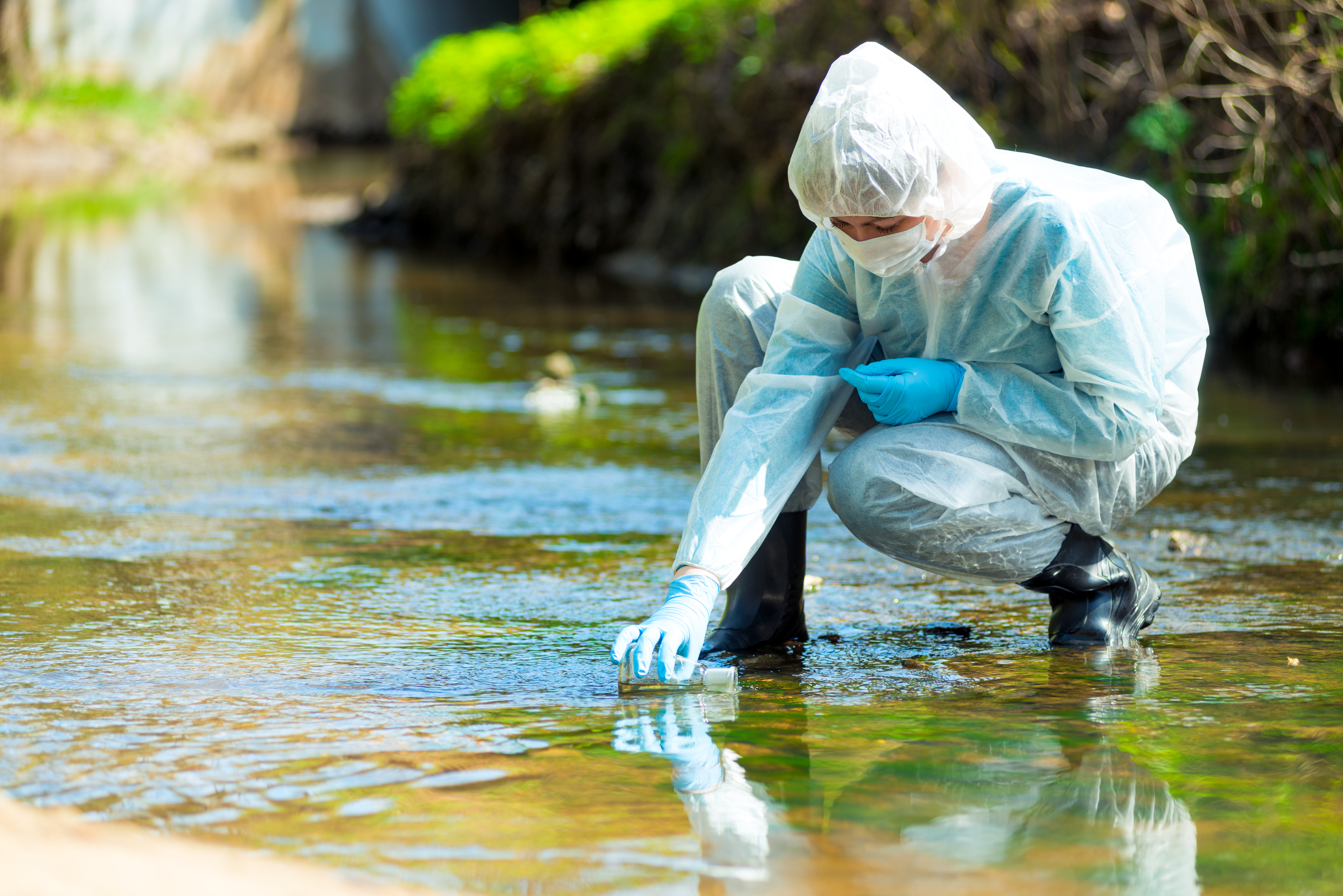 La contamination du COVID-19 par voie de transmission fécale peut avoir un impact considérable en santé publique en regard notamment des risques liés à l'exposition aux eaux usées (Visuel AdobeStock_281977749)