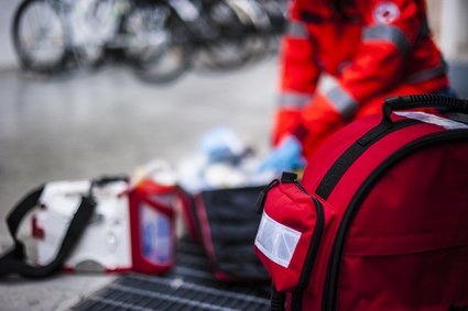 Le travail posté prolongé est associé à des interruptions de sommeil, à des risques d’erreurs thérapeutiques et de blessures qui constituent un défi quotidien pour les personnels des services médicaux d'urgence Le travail posté prolongé est associé à des interruptions de sommeil, à des risques d’erreurs thérapeutiques et de blessures qui constituent un défi quotidien pour les personnels des services médicaux d'urgence