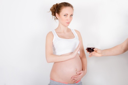 Dans le monde, 1 femme sur 10 consomme de l’alcool durant sa grossesse, et dans certains pays, 1 sur 2 