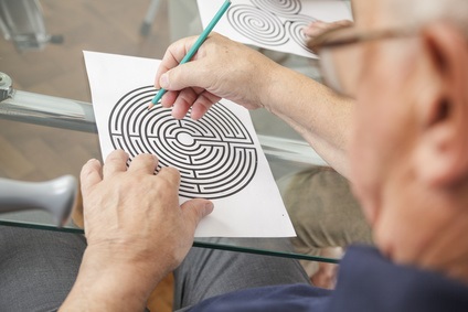 Il n'existe pas de programme d'entrainement cognitif unique ou standard qui soit efficace pour lutter contre le déficit cognitif lié à l'âge. Il n'existe pas de programme d'entrainement cognitif unique ou standard qui soit efficace pour lutter contre le déficit cognitif lié à l'âge.