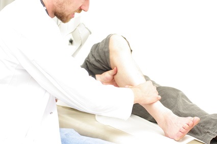 Les patients âgés souffrant de douleurs au genou peuvent, tout comme les athlètes, bénéficier de la technique de greffe d'allogreffe ostéochondrale