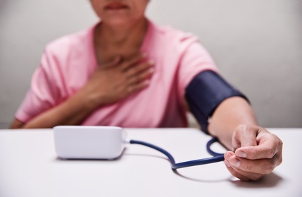 On sait que l'hypertension (HTA) est associée à un risque accru de dépression, mais on ignore si les médicaments antihypertenseurs contribuent à ce risque (Visuel Fotolia 190107013)