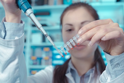 Les biopsies liquides détectant l'ADN tumoral dans le liquide céphalo-rachidien (LCR) ont un potentiel important pour le suivi des tmeurs cérébrales Les biopsies liquides détectant l'ADN tumoral dans le liquide céphalo-rachidien (LCR) ont un potentiel important pour le suivi des tmeurs cérébrales