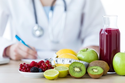 De nombreuses études ont déjà documenté la restriction calorique comme l’une des interventions les plus puissantes pour ralentir le vieillissement physiologique et cognitif. De nombreuses études ont déjà documenté la restriction calorique comme l’une des interventions les plus puissantes pour ralentir le vieillissement physiologique et cognitif.