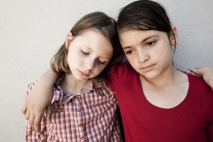 Les enfants et les adolescents qui pratiquent le bénévolat présentent ensuite un meilleur épanouissement mental et physique (Visuel Fotolia 34953630)