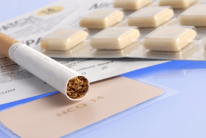 Un bon avant-goût des risques encore émergents en regard d’un rôle très discutable mais possible, dans le sevrage tabagique e-cigarette, quel est le rapport bénéfice-risque ?
