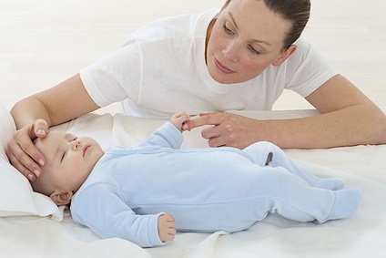 Il arrive à 1 parent sur 3 de donner inutilement des médicaments contre la fièvre à son enfant (Visuel Fotolia 49954384) Il arrive à 1 parent sur 3 de donner inutilement des médicaments contre la fièvre à son enfant (Visuel Fotolia 49954384)