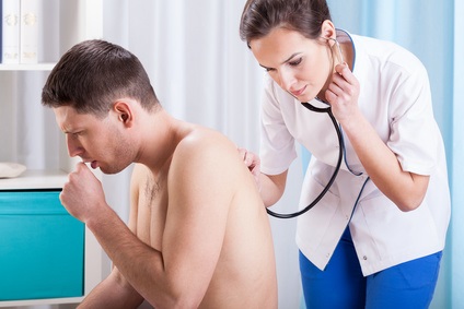 L’augmentation du risque de fibrillation auriculaire est claire : 14% pour chaque dix cigarettes fumées par jour. L’augmentation du risque de fibrillation auriculaire est claire : 14% pour chaque dix cigarettes fumées par jour.