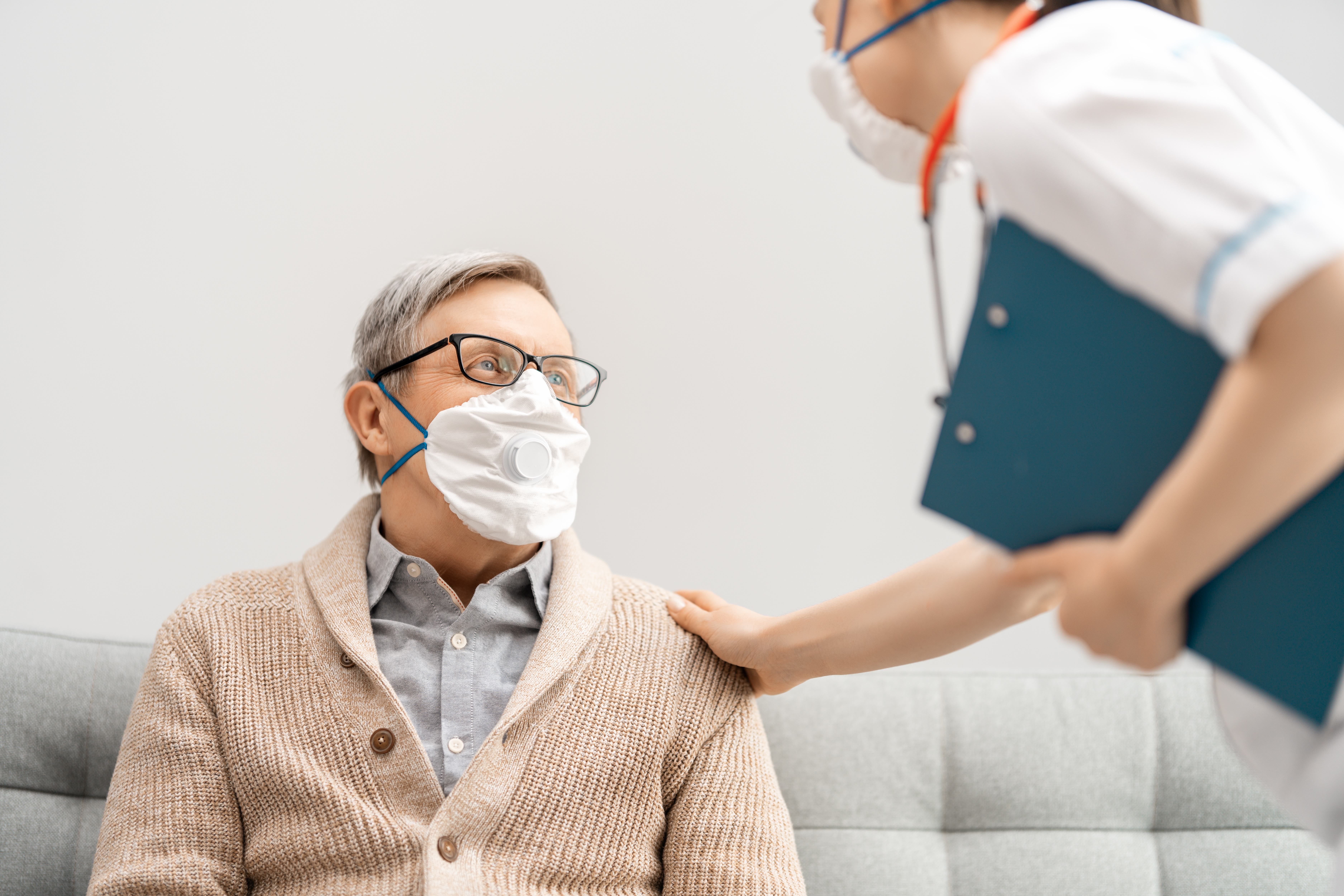 Crises cardiaques, insuffisance cardiaque, accident vasculaire cérébral, les risques de dangereuses complications cardiovasculaires du COVID-19 restent sous-estimés (Visuel AdobeStock_335714514) Crises cardiaques, insuffisance cardiaque, accident vasculaire cérébral, les risques de dangereuses complications cardiovasculaires du COVID-19 restent sous-estimés (Visuel AdobeStock_335714514)