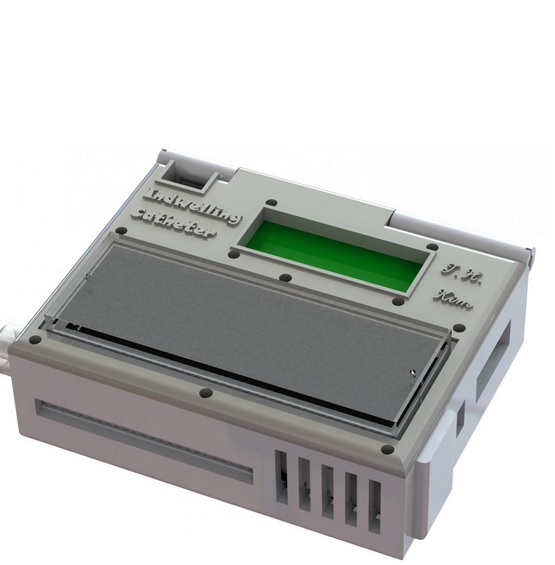 Le dispositif portable mesure environ 5 x 7 x 2,5 cm et comprend une puce de capture de cellules cancéreuses montée sur le dessus. Le dispositif portable mesure environ 5 x 7 x 2,5 cm et comprend une puce de capture de cellules cancéreuses montée sur le dessus.