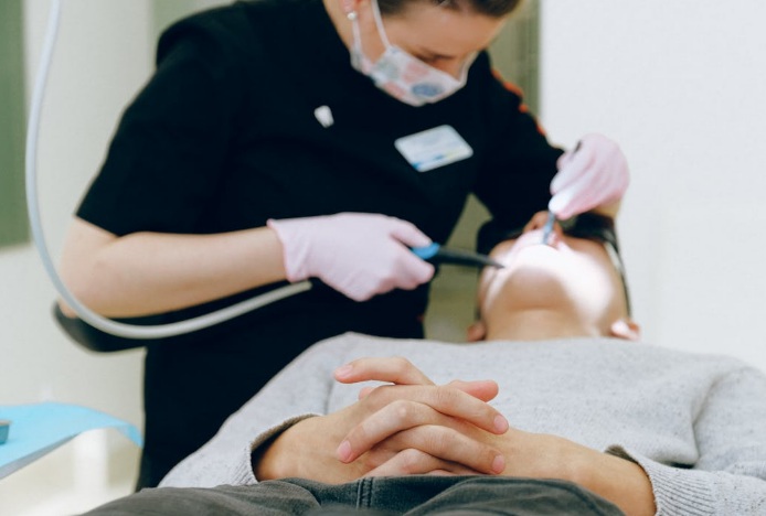 Quand une dent manque, tout change (Visuel Pexels 3845767)