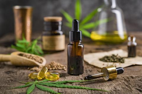 Un consommateur de produits de CBD « autorisés » ne pourra en aucun cas, en cas de test de dépistage imposé, être testé positif « à l’usage de stupéfiant » (Visuel weedy.fr) Un consommateur de produits de CBD « autorisés » ne pourra en aucun cas, en cas de test de dépistage imposé, être testé positif « à l’usage de stupéfiant » (Visuel weedy.fr)).