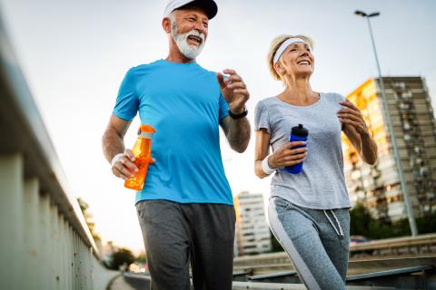 On ne parle plus de vieillissement, mais de vieillissement en bonne santé (Visuel Adobe Stock 269142837) On ne parle plus de vieillissement, mais de vieillissement en bonne santé (Visuel Adobe Stock 269142837)
