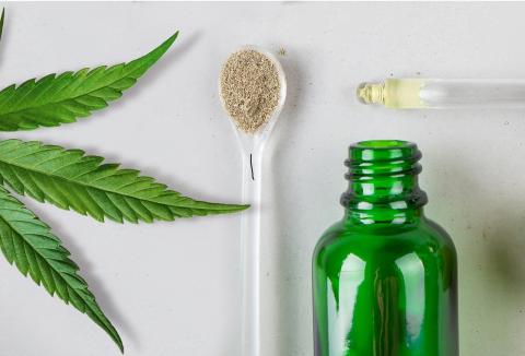 Un peptide pourrait permettre au cannabis médical de jouer ce rôle antalgique en toute sécurité, sans effets secondaires (Visuel Adobe Stock 283961440) Un peptide pourrait permettre au cannabis médical de jouer ce rôle antalgique en toute sécurité, sans effets secondaires (Visuel Adobe Stock 283961440)