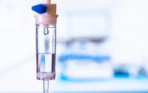 Les experts mettent en garde contre la surmédicalisation croissante de la fin de vie et appellent à repenser radicalement la façon dont la société prend soin des personnes mourantes (Visuel Adobe Stock 312513219) Les experts mettent en garde contre la surmédicalisation croissante de la fin de vie et appellent à repenser radicalement la façon dont la société prend soin des personnes mourantes (Visuel Adobe Stock 312513219)