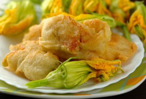 Quelques données d’études permettent de profiter du plaisir de consommer raisonnablement des aliments frits, sans effets néfastes sur la santé (Visuel Adobe Stock 37184663) Quelques données d’études permettent de profiter du plaisir de consommer raisonnablement des aliments frits, sans effets néfastes sur la santé (Visuel Adobe Stock 37184663)