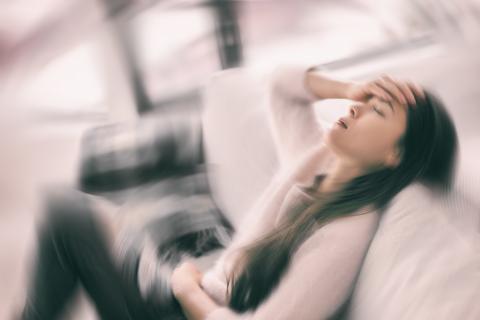Le modèle prédit que la grippe commence par la toux alors que COVID-19, comme les autres infections à coronavirus, commence par la fièvre (Visuel AdobeStock_327957130). Le modèle prédit que la grippe commence par la toux alors que COVID-19, comme les autres infections à coronavirus, commence par la fièvre (Visuel AdobeStock_327957130).
