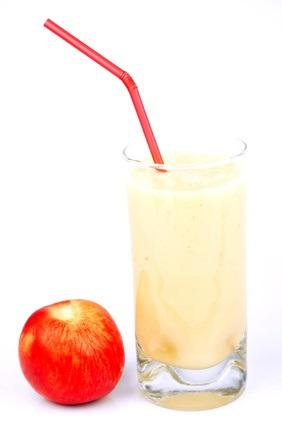 Dans certains cas, les jus 100% à base de fruits peuvent contribuer à améliorer la qualité de l'alimentation des enfants Dans certains cas, les jus 100% à base de fruits peuvent contribuer à améliorer la qualité de l'alimentation des enfants