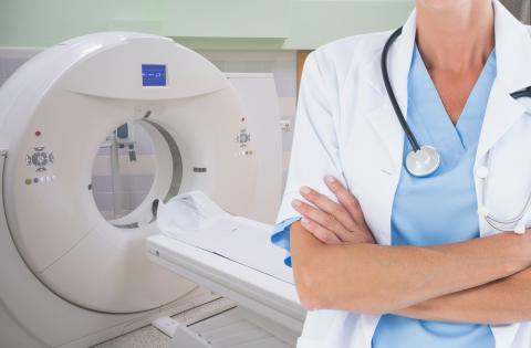 Il devient possible d’éliminer les tremblements en ciblant la zone cérébrale du mouvement, sans incision, sans anesthésie et sans implants (Visuel AdobeStock_156152444) Il devient possible d’éliminer les tremblements en ciblant la zone cérébrale du mouvement, sans incision, sans anesthésie et sans implants (Visuel AdobeStock_156152444)