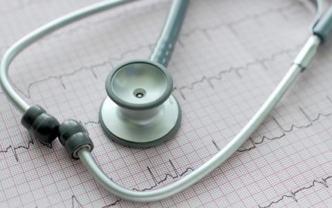 4 patients sur 10 atteints de fibrillation auriculaire, mais exempts d'antécédents d'accident vasculaire cérébral (AVC) ou d’accident ischémique transitoire (AIT) ont déjà des lésions cérébrales qu’ils ignorent 4 patients sur 10 atteints de fibrillation auriculaire, mais exempts d'antécédents d'accident vasculaire cérébral (AVC) ou d’accident ischémique transitoire (AIT) ont déjà des lésions cérébrales qu’ils ignorent