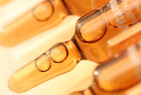 Il s’agit de combler les carences en vitamine D chez les patients COVID-19 mais une supplémentation systématique n'est pas forcément bénéfique (Visuel Adobe Stock) Il s’agit de combler les carences en vitamine D chez les patients COVID-19 mais une supplémentation systématique n'est pas forcément bénéfique (Visuel Adobe Stock)