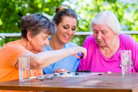 Aide à l’activité et à l’occupation chez la personne âgée