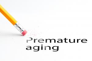 Avec une meilleure compréhension des processus moléculaires en cause dans le développement de la progéria, une maladie rare caractérisée par un vieillissement prématuré dès la période néonatale, il sera plus largement possible de définir les maladies du vieillissement prématuré et le vieillissement même (Visuel Adobe Stock 108894951)