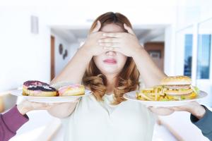 Pourquoi cette envie particulière, lorsque nous suivons un régime, d'aliments gras, ces aliments même que nous cherchons et devrions éviter ?