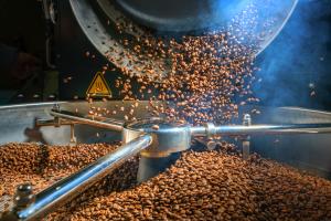 En dépit de tous ses bénéfices bien démontrés pour la santé, le café serait-il malgré tout une source alimentaire de substances toxiques ? (Visuel Adobe Stock 142267450)