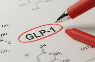 La combinaison d’un agoniste du GLP-1 et d’un mode de vie sain se confirme hyperefficace à réduire le risque cardiovasculaire (Visuel Adobe Stock 1686456001)