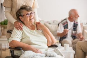 L’incontinence peut-elle et doit-elle être considérée comme un handicap ou doit-elle être ramenée à l’un des symptômes, parmi d’autres, plus ou moins sévères d’une autre comorbidité ? (Visuel Adobe Stock 237743658) 